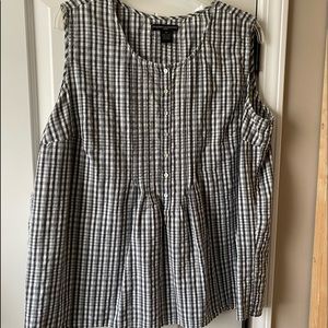 Women’s Preswick & Moore pintucked sleeveless top size 2X